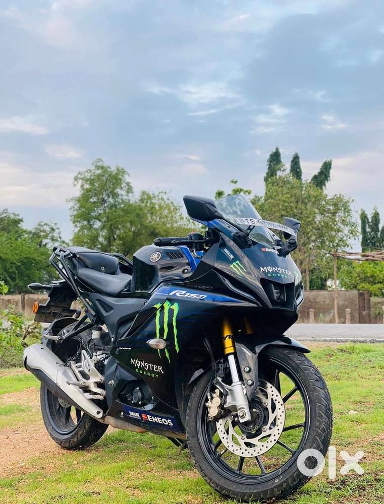 Yamaha R15m