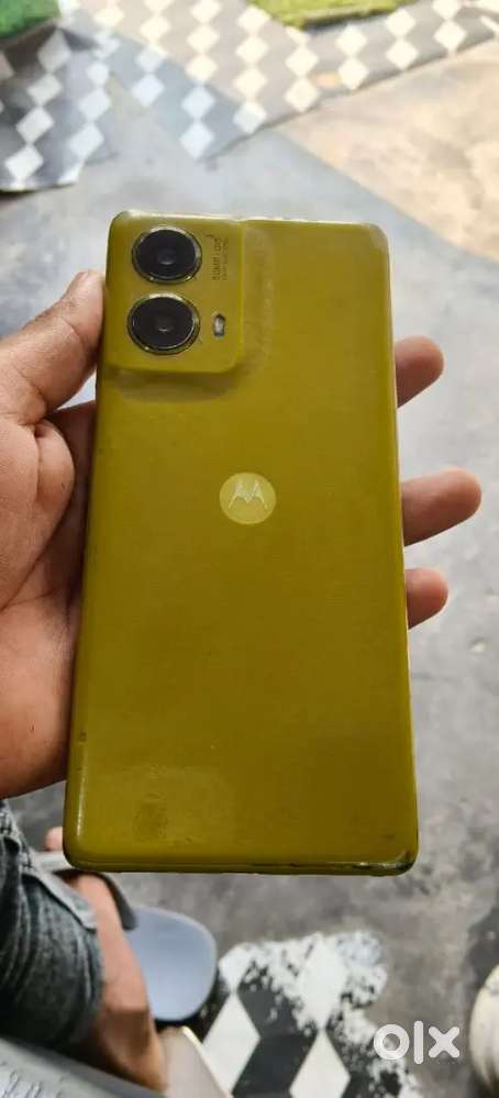 Motorola g85 12  256 mai