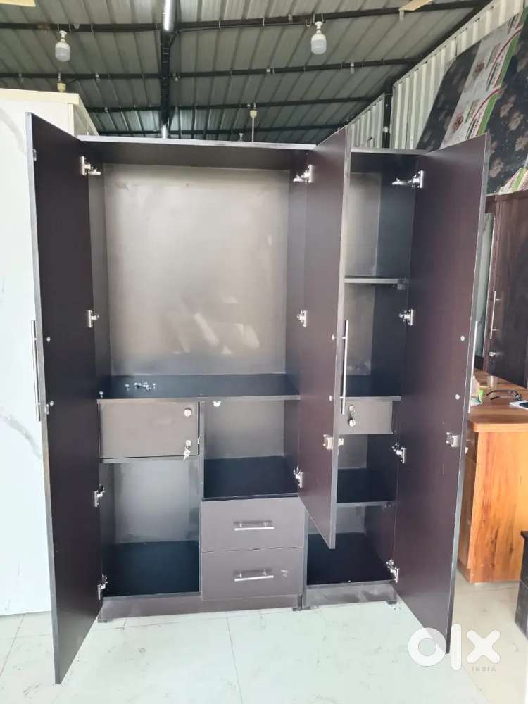 Wengy finish 3 Door wardrobe brand New