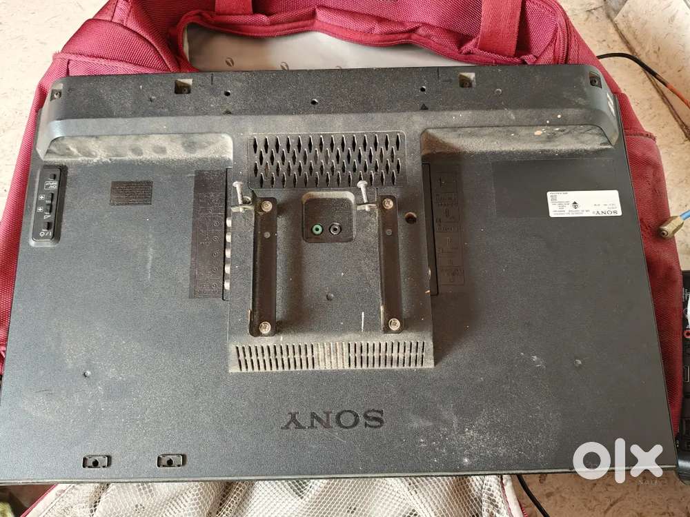 Sony 24 inch LCD TV MODEL 24R402A