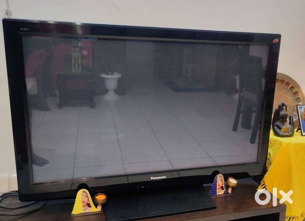 Panasonic 42 LED TV