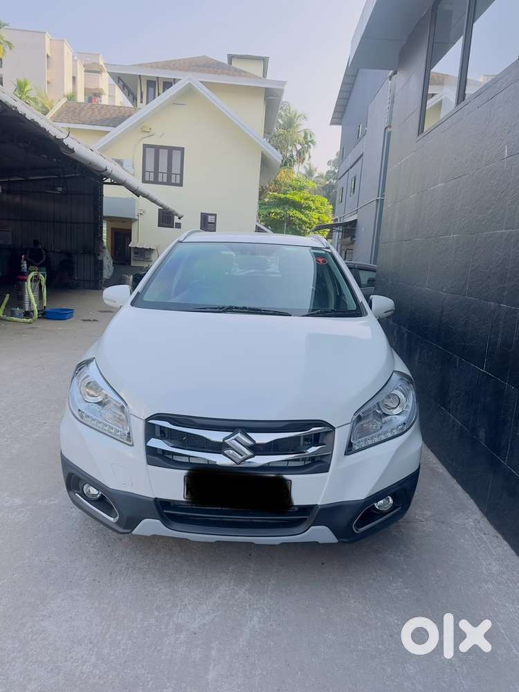 Maruti Suzuki S-Cross 2016 Diesel Well Maintained