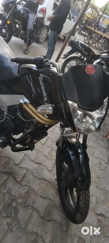 Mahindra centuro good condition