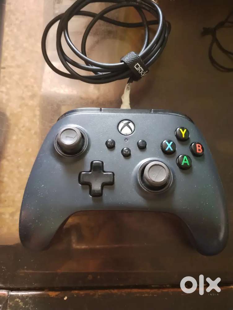 Xbox One S controller