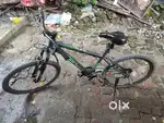 Few Months Old, Urban Terrain 26T Model For sale