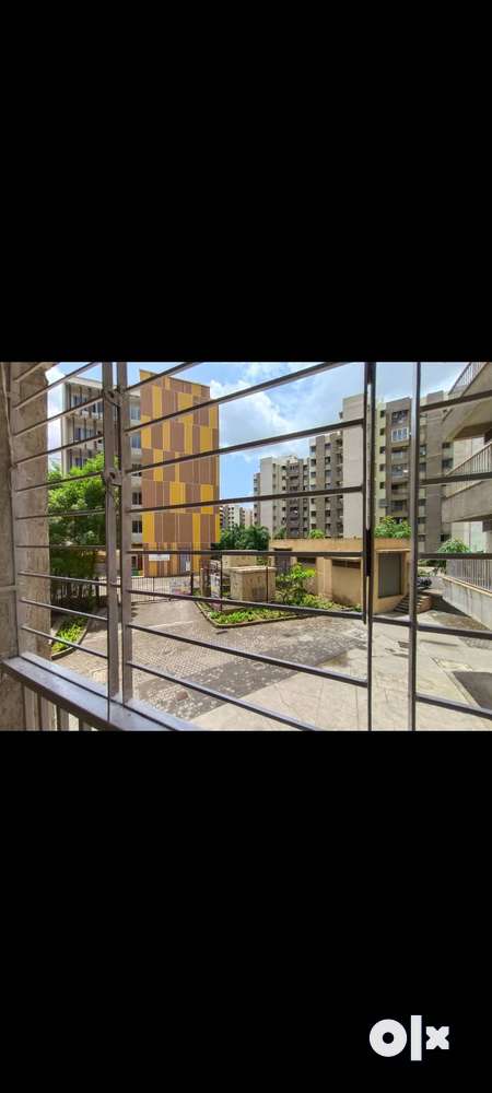 2 BHK Doble Balcony Sem-furnished Flat Available For Rent  In Casa Rio
