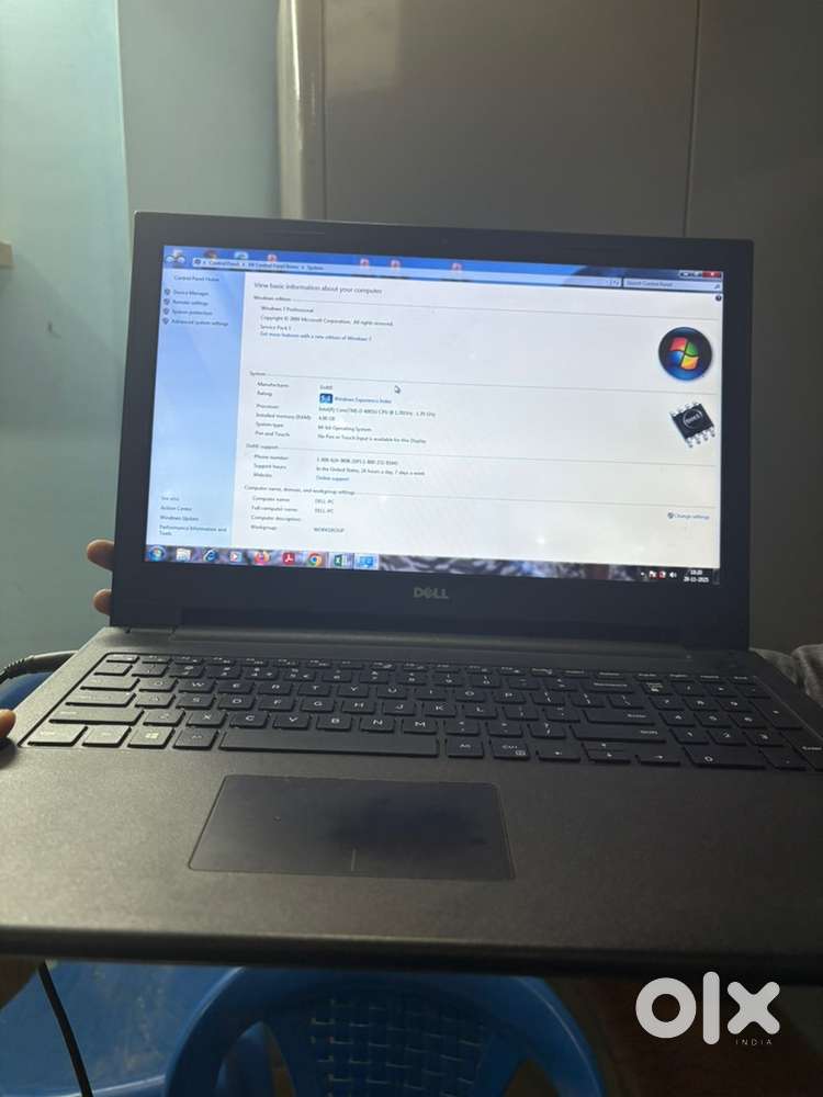 DELL laptop 16” with charger good condition