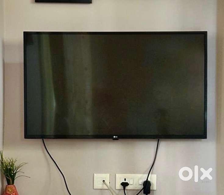LG 43” LED TV