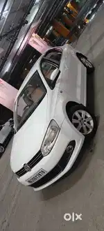 Volkswagen Vento 2010-2013 Diesel Highline, 2012, Diesel