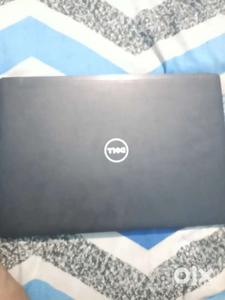 DELL LAPTOP i 5
