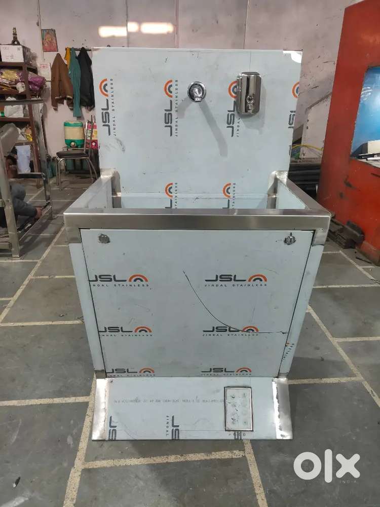 Tig welder with fabrication