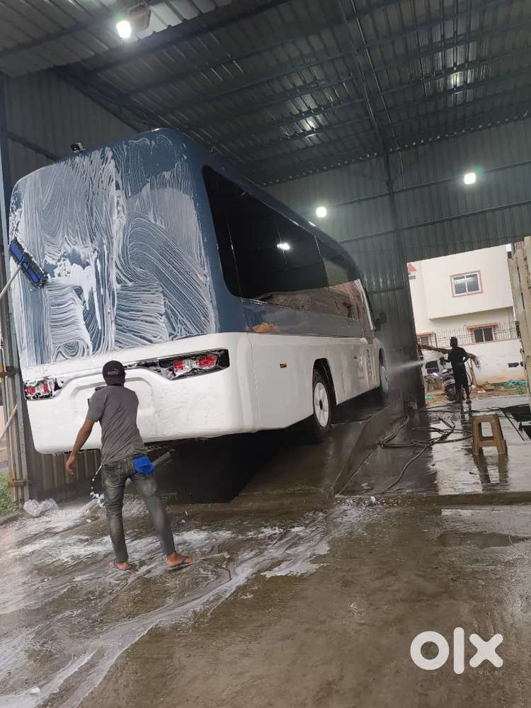 Water wash worker