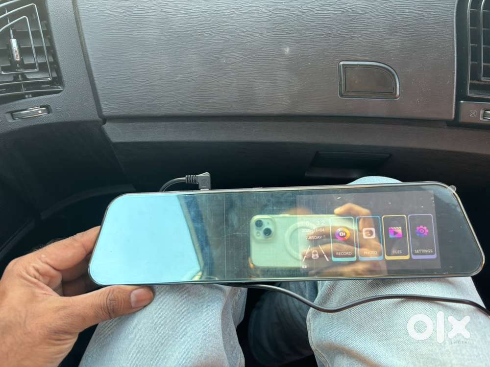 Dashcam - brand new front and rear with tft screen