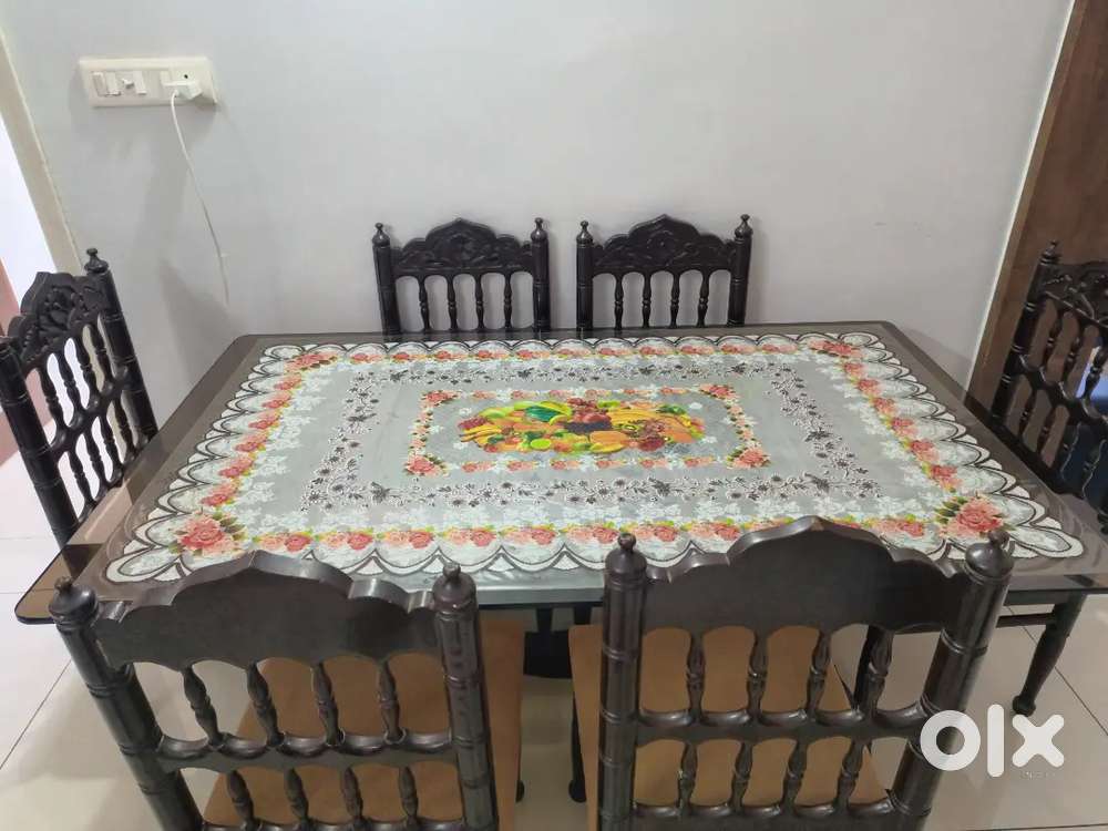 Rajwadi look Dinning Table