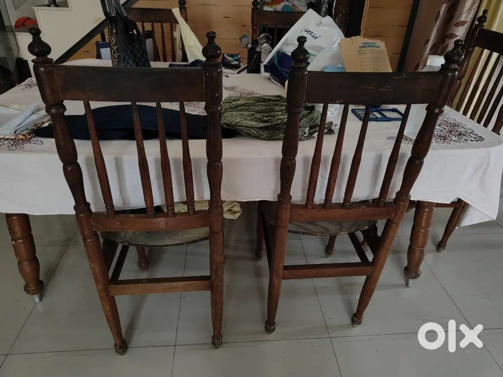 Dinning table 8 Seater for Sale