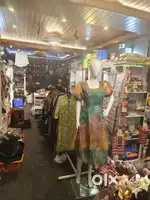 LADY STAFF - SALES - THRIPPUNITHURA/MARADU