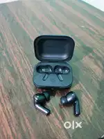 Moto buds plus