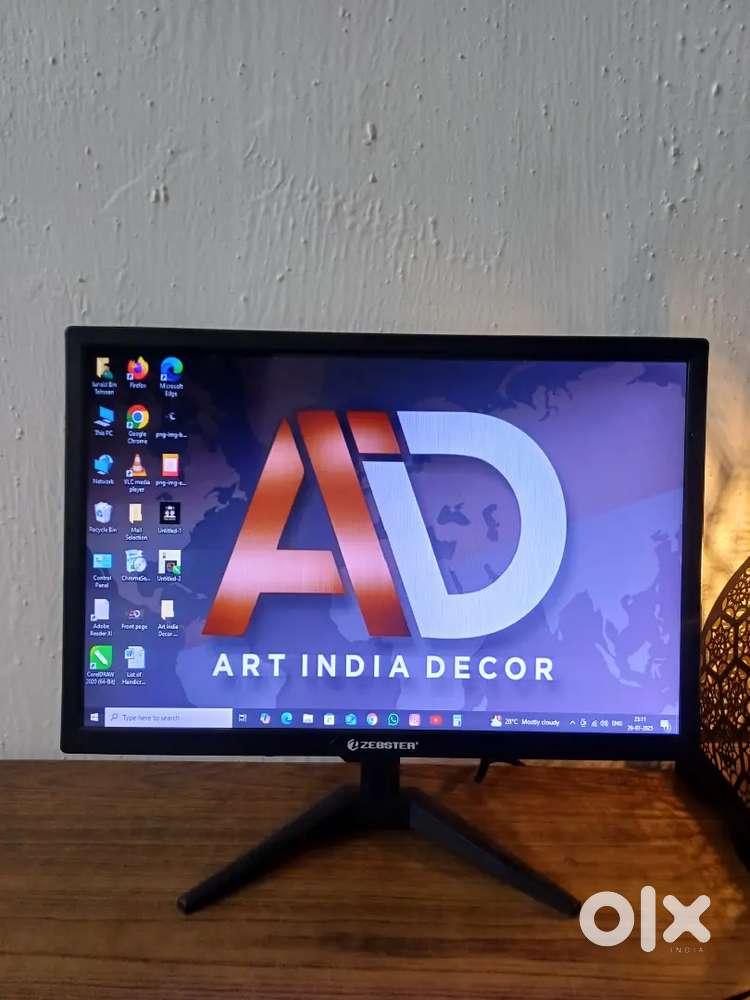 Good pc with brand new zebster in warranty tft 20 inch monitor