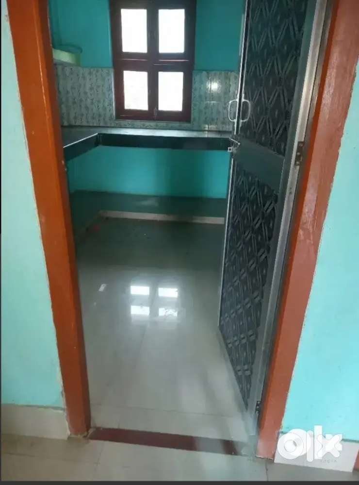 Available Room For Rent Purposes.