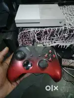 Xbox1 s 4k 500gb 2controller with 15 games