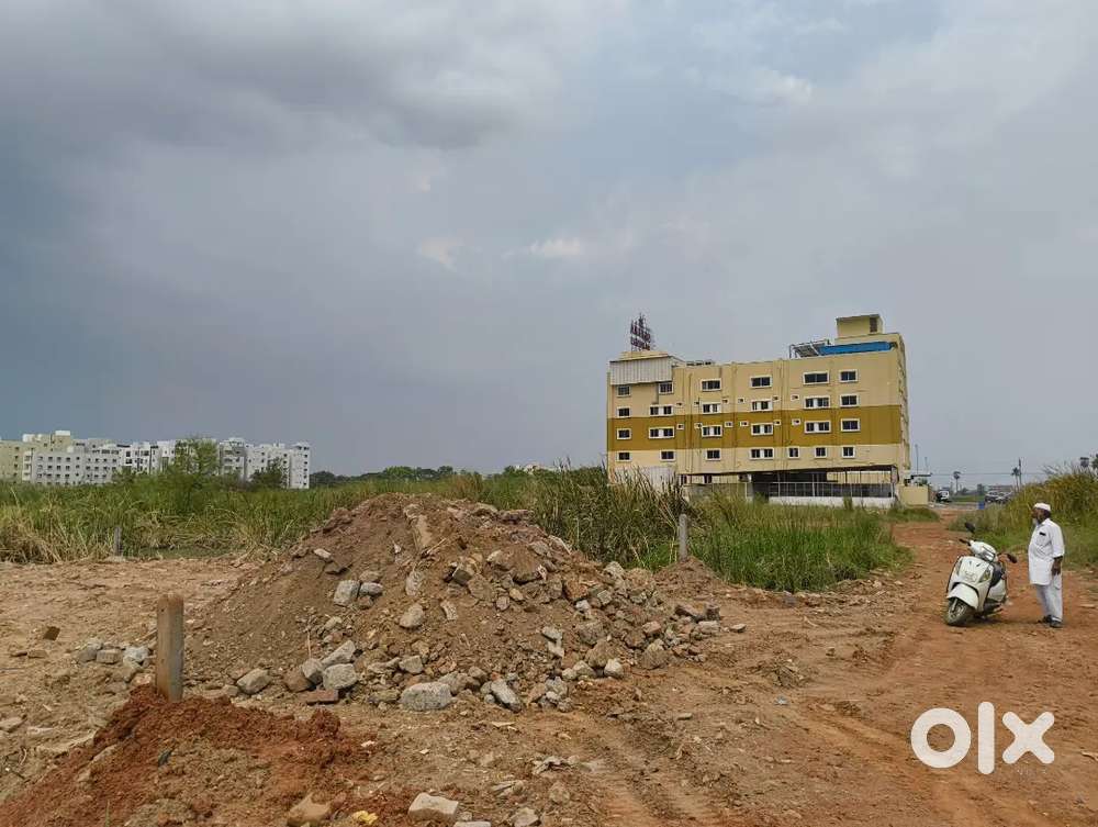167 sq yards Plot for sale near KMV Vivaan Tower