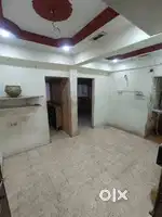 1 bhk in middle... Royal location