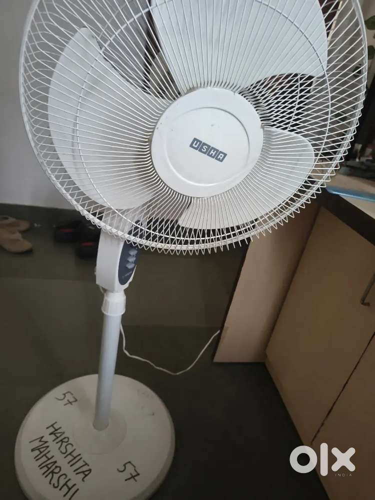 pedestal fan