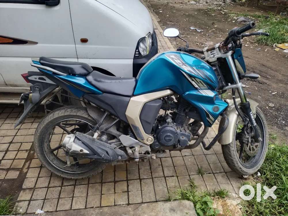 Well maintained yamaha FZS bike 2017 model