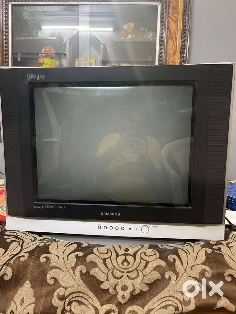 Samsung ultra slim CRT TV