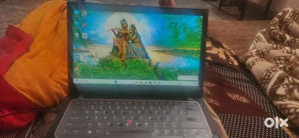 Laptop lenova core i7