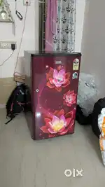 Croma Refrigerator, Less than 1 Year