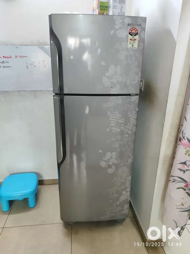 277L double door samsung fridge