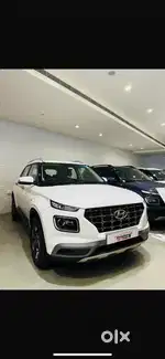 Hyundai Venue SX+ AT, 2020, Petrol