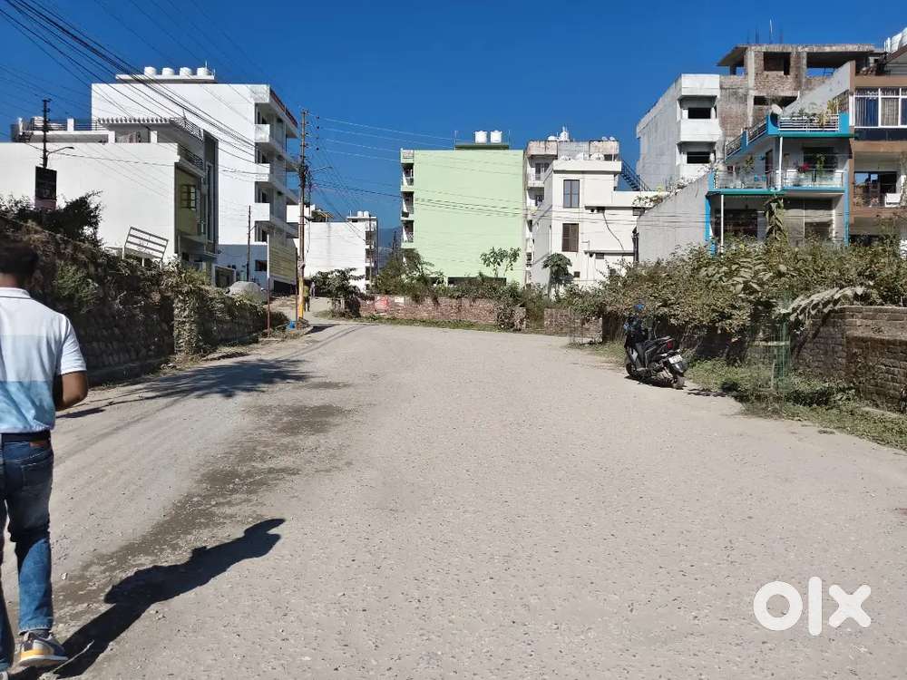 Plot for sale in Doon Divine