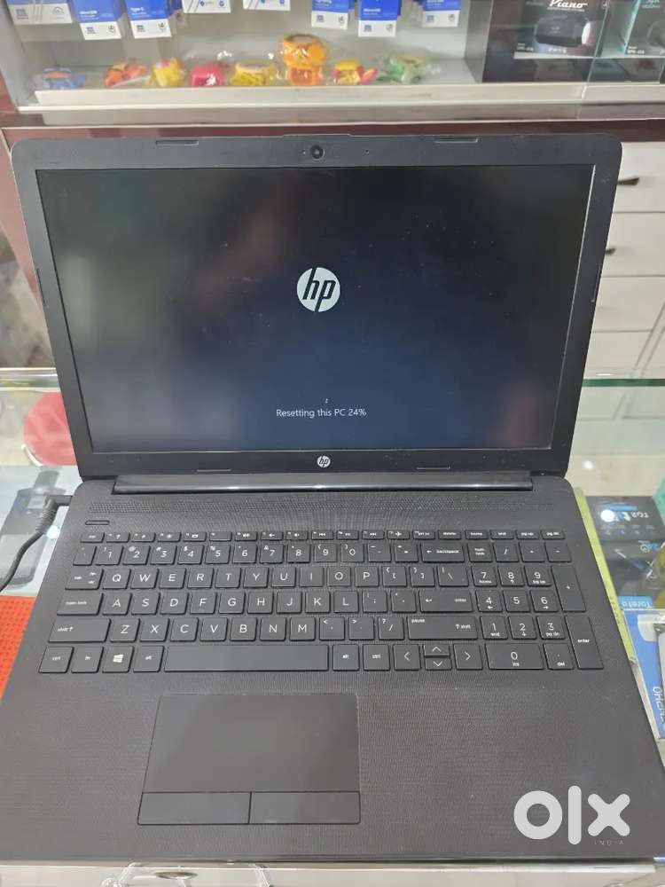 Hp laptop I3 7th gen 12Gb ram 256GB SSD
