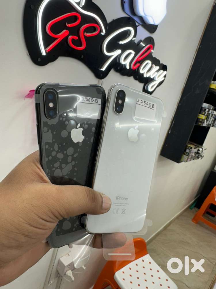 iPhone X 256GB Grey & silver Brand new condition 100% Battery