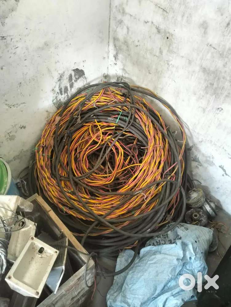 Sab da price alag alga aa