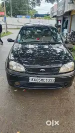 Ford Ikon 2005