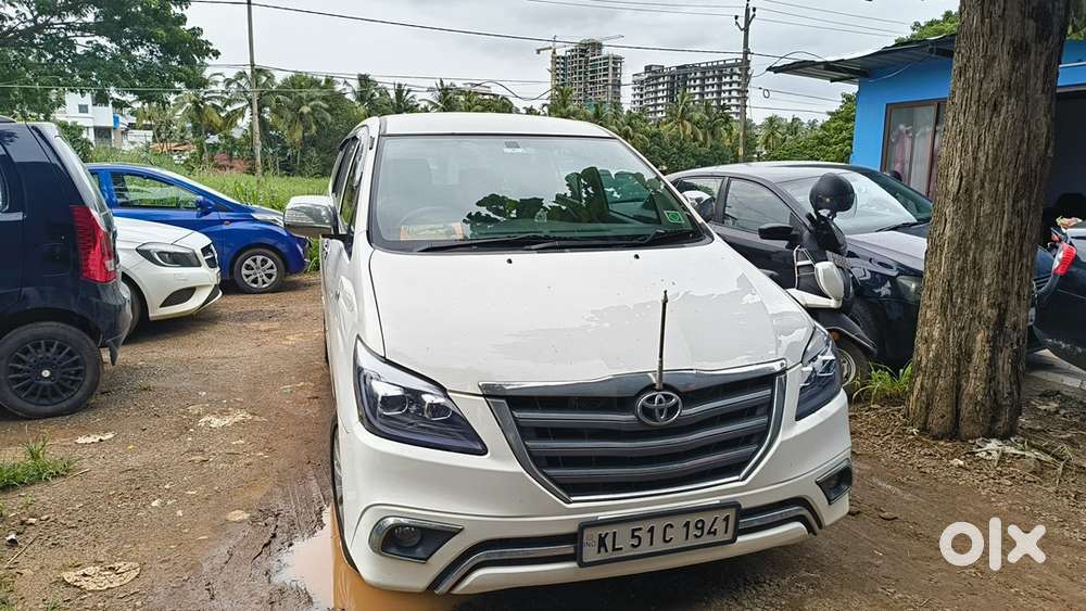 Toyota Innova 2013 Diesel Well Maintained