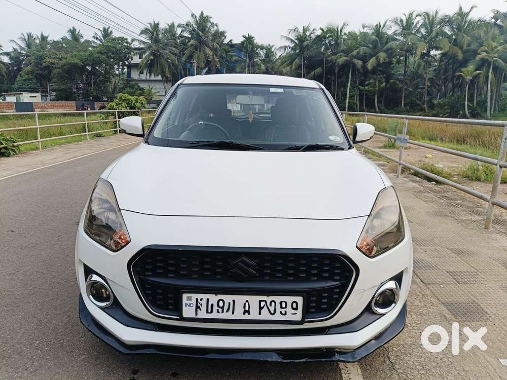 Maruti Suzuki Swift AMT VVT ZXI, 2022, Petrol