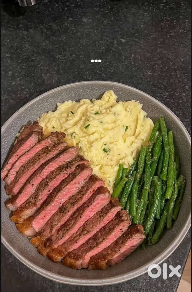 പാചകം, ക്ലീനിങ്, പൂച്ചയെ നോക്കൽ. ദിവസം 4 മണിക്കൂർ. ₹8,000