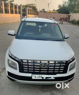 Hyundai Venue 1.2 S Plus, 2024, Diesel