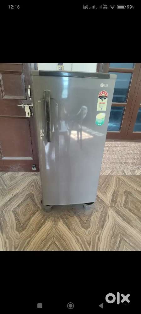 LG BRAND FRIDGE 180LTS