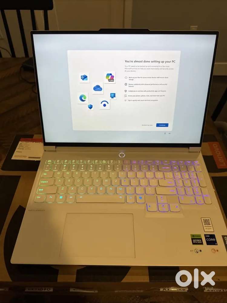 Lenovo Legion 7i Gaming Laptop 16-in Intel Core i9-14900HX