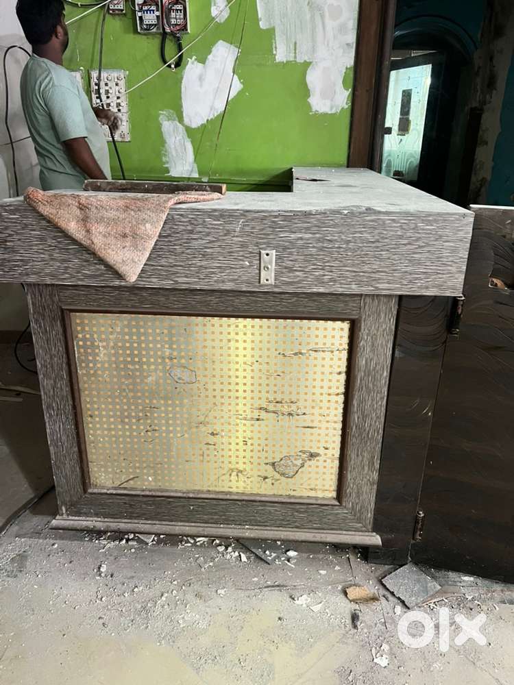 Counter table