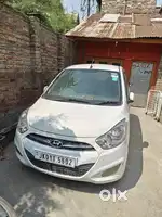 Hyundai I10 white color sports brand new car