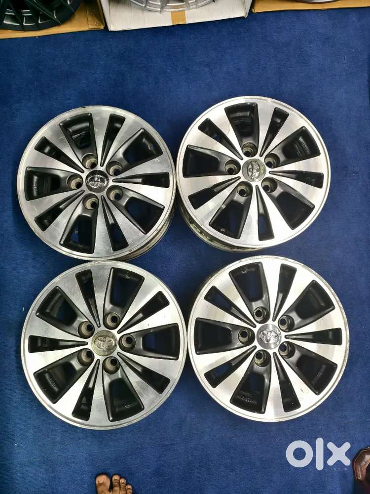 15 inch Innova Original Alloywheels