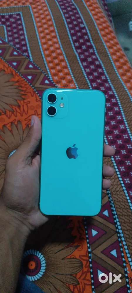 iPhone 11...