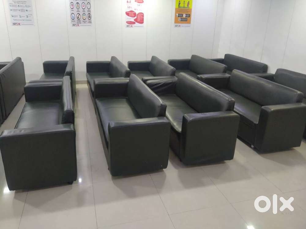 Green colour sofa set 12 pcs at sector 5 Kolkata
