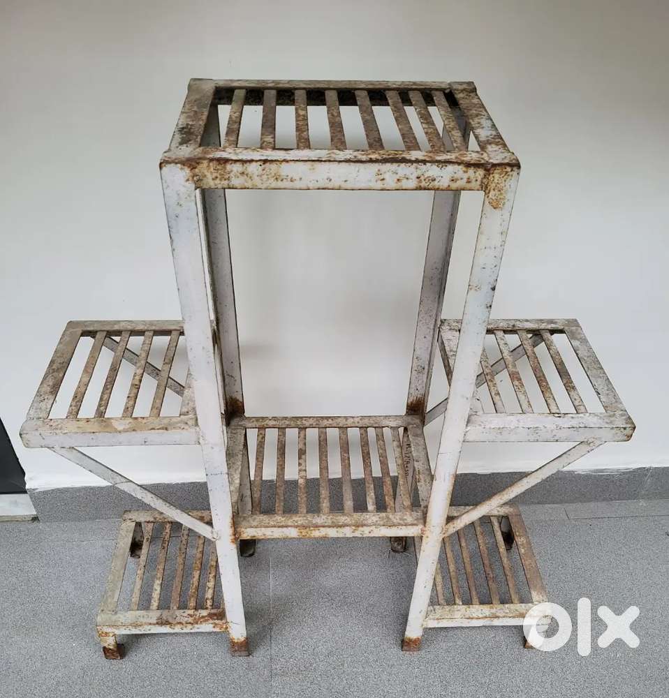 Plant stand (100% Iron)